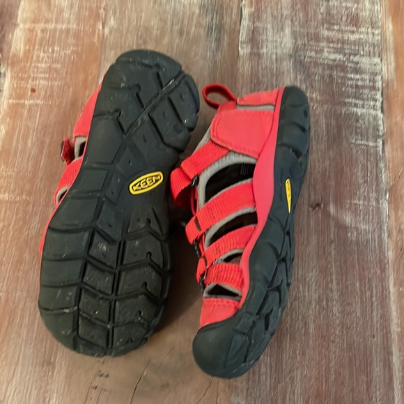 Keens size 11 - Picture 3 of 4